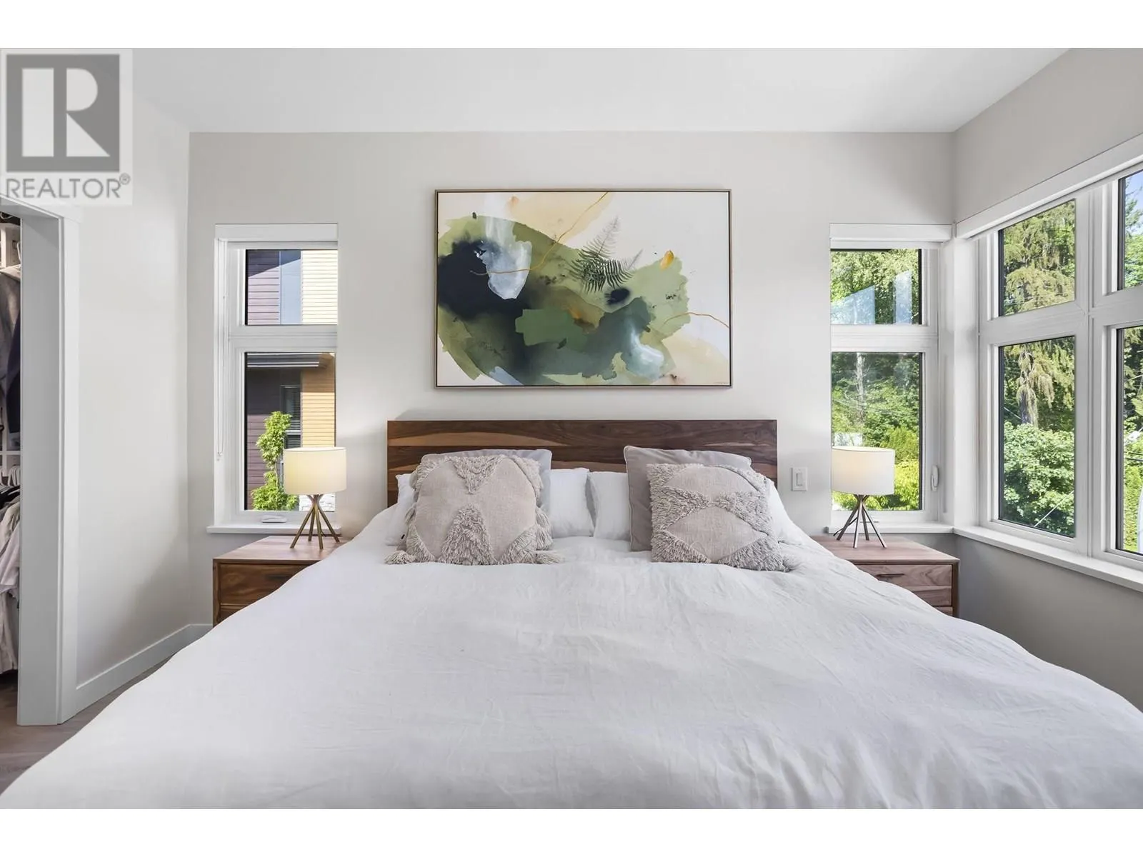 1 50 SEAVIEW DRIVE