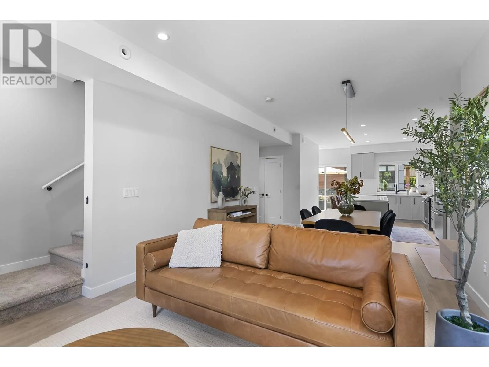 1 50 SEAVIEW DRIVE