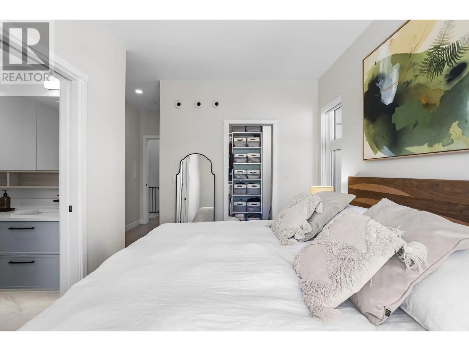 1 50 SEAVIEW DRIVE