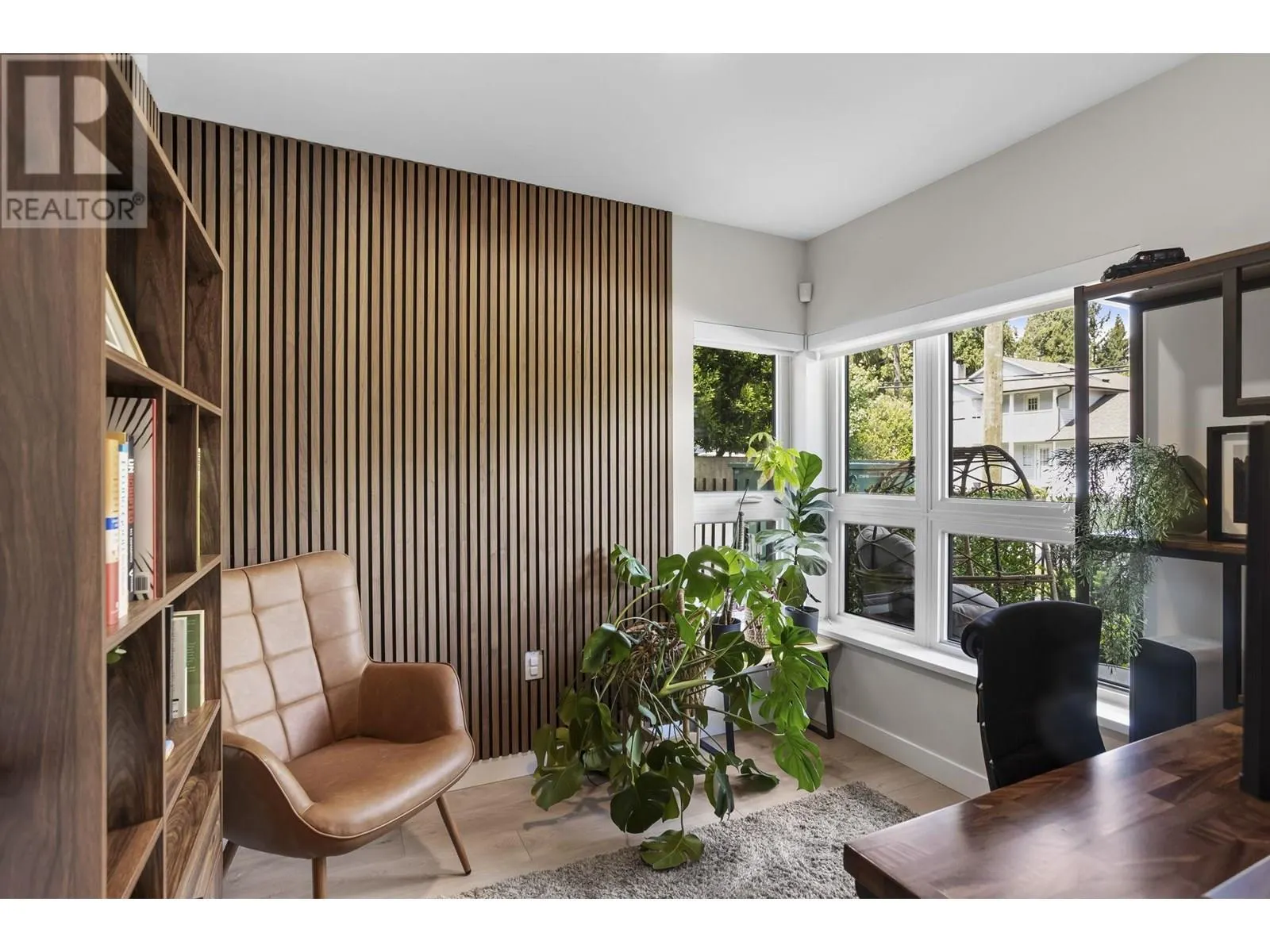 1 50 SEAVIEW DRIVE