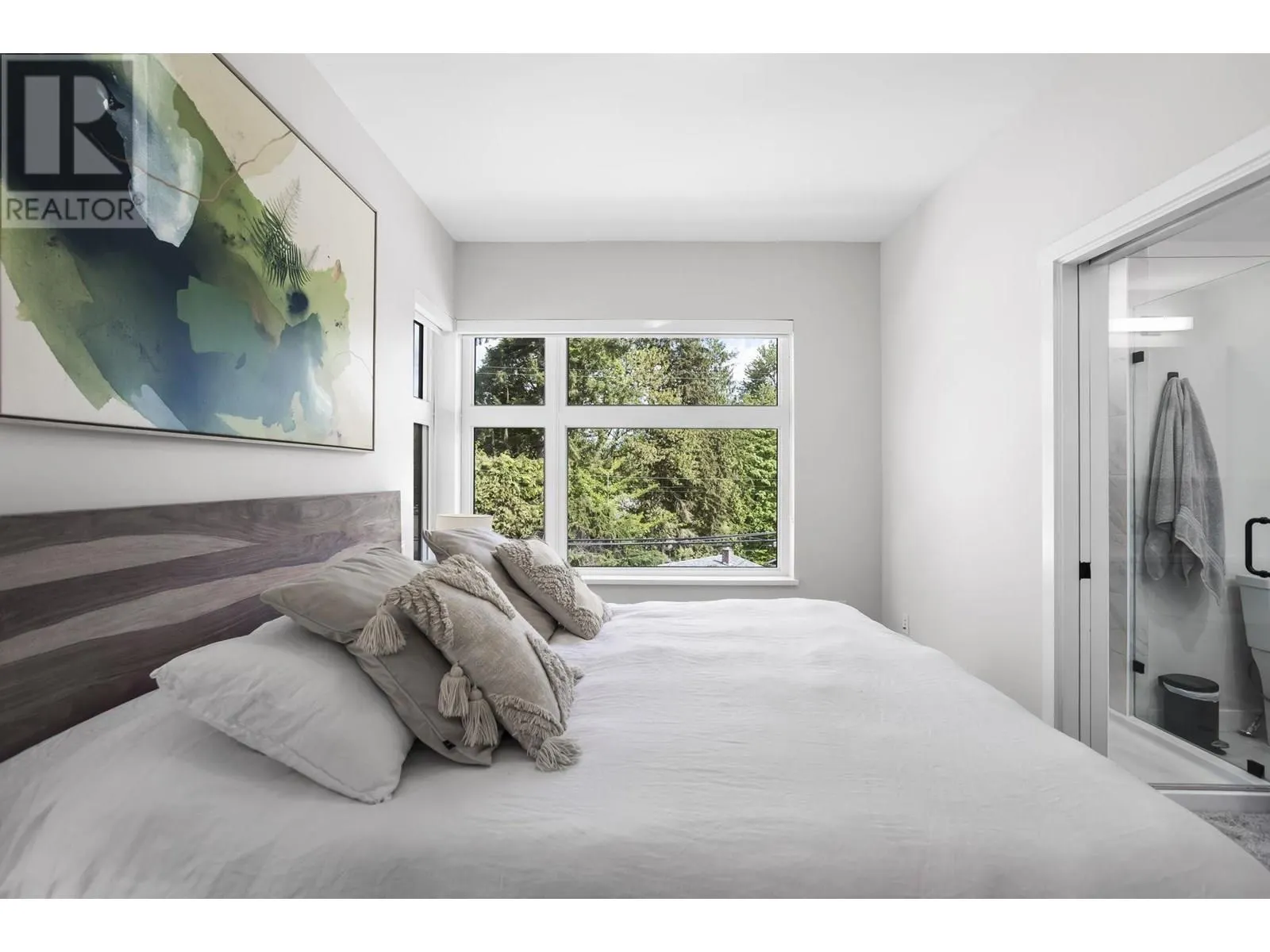 1 50 SEAVIEW DRIVE