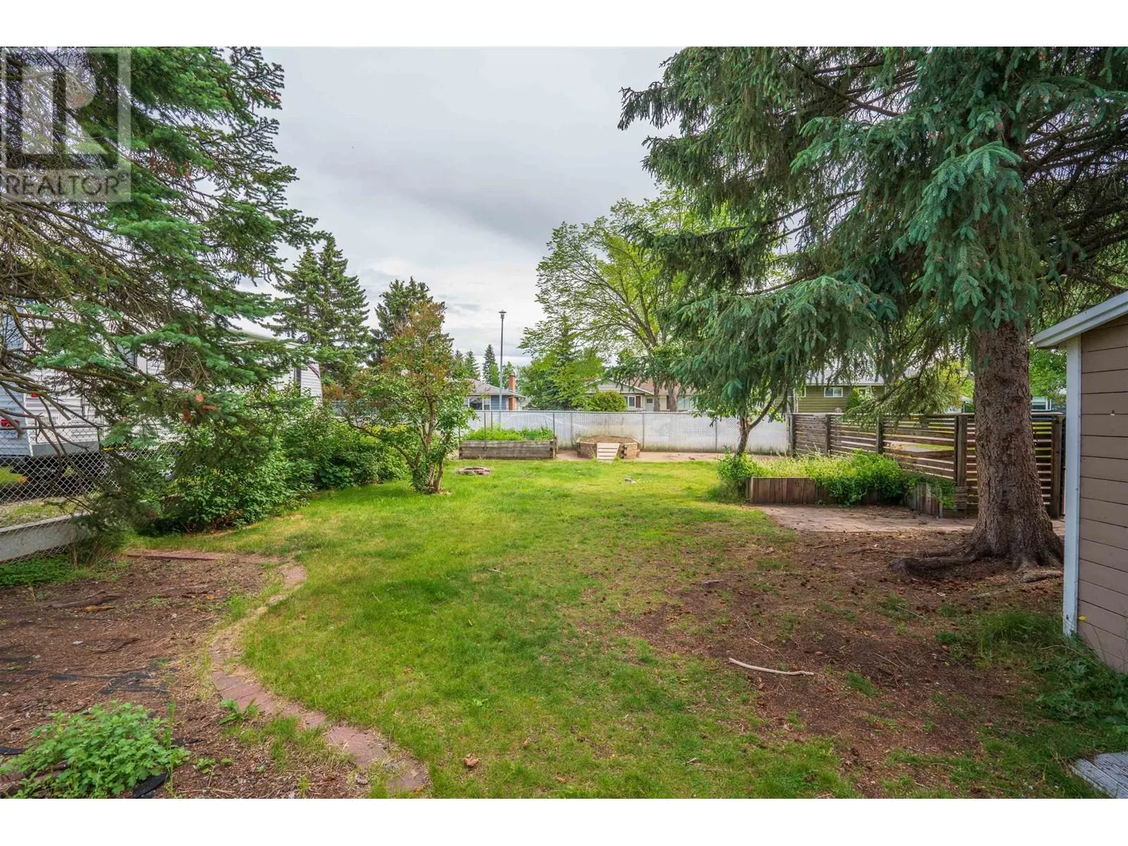 208 RILEY DRIVE