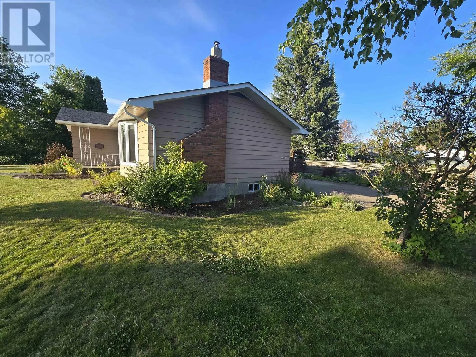 208 RILEY DRIVE