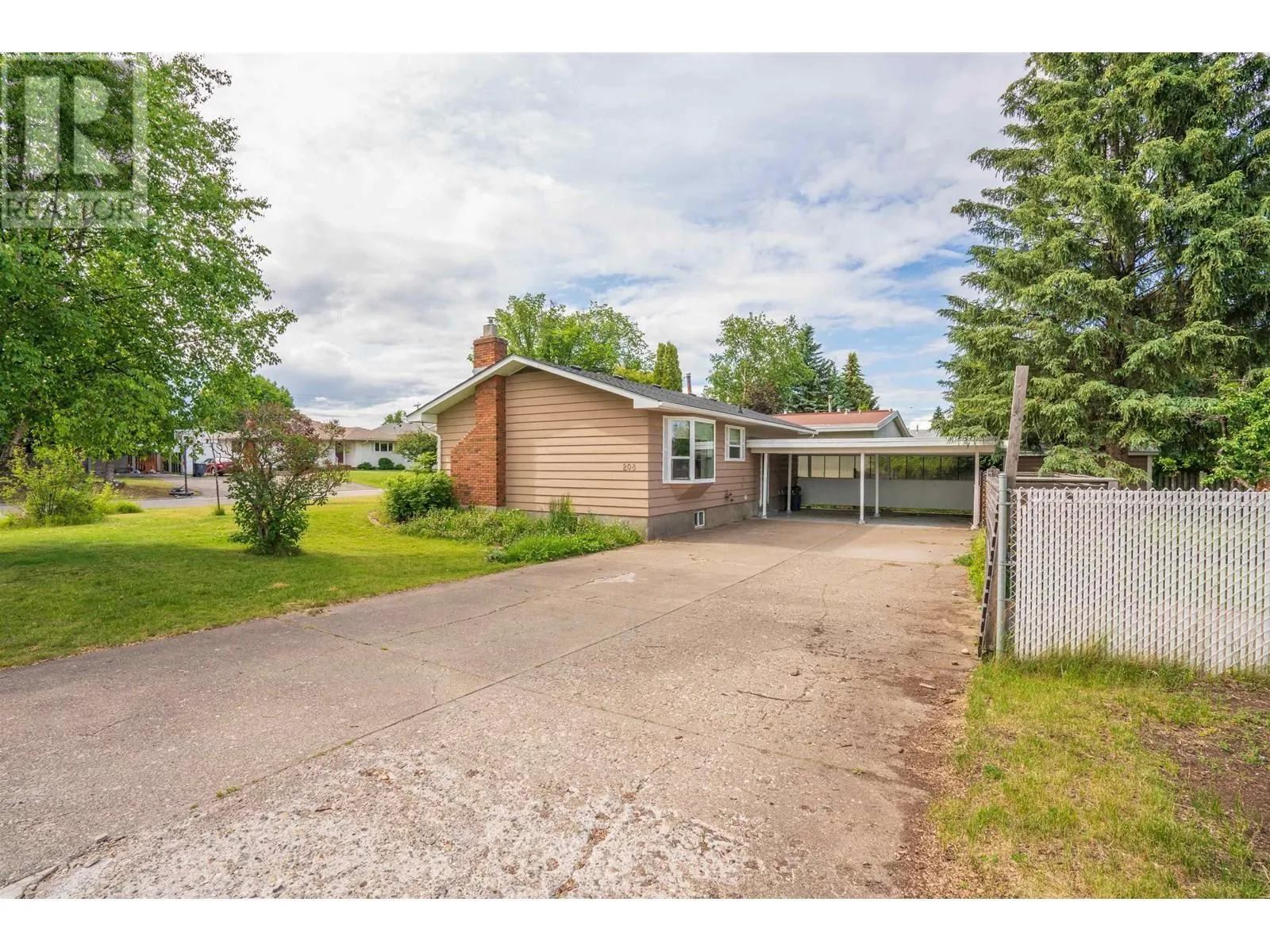 208 RILEY DRIVE