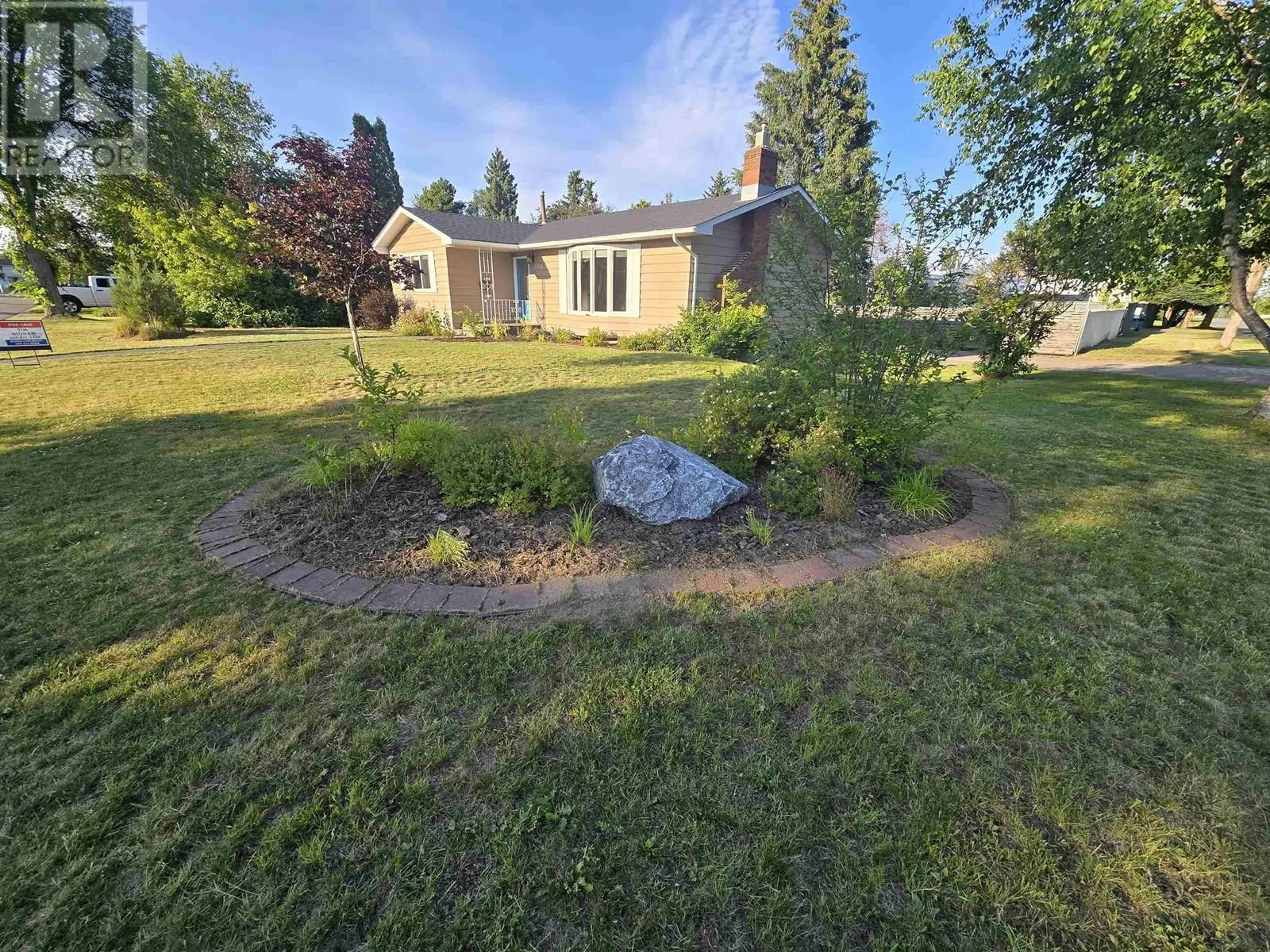 208 RILEY DRIVE