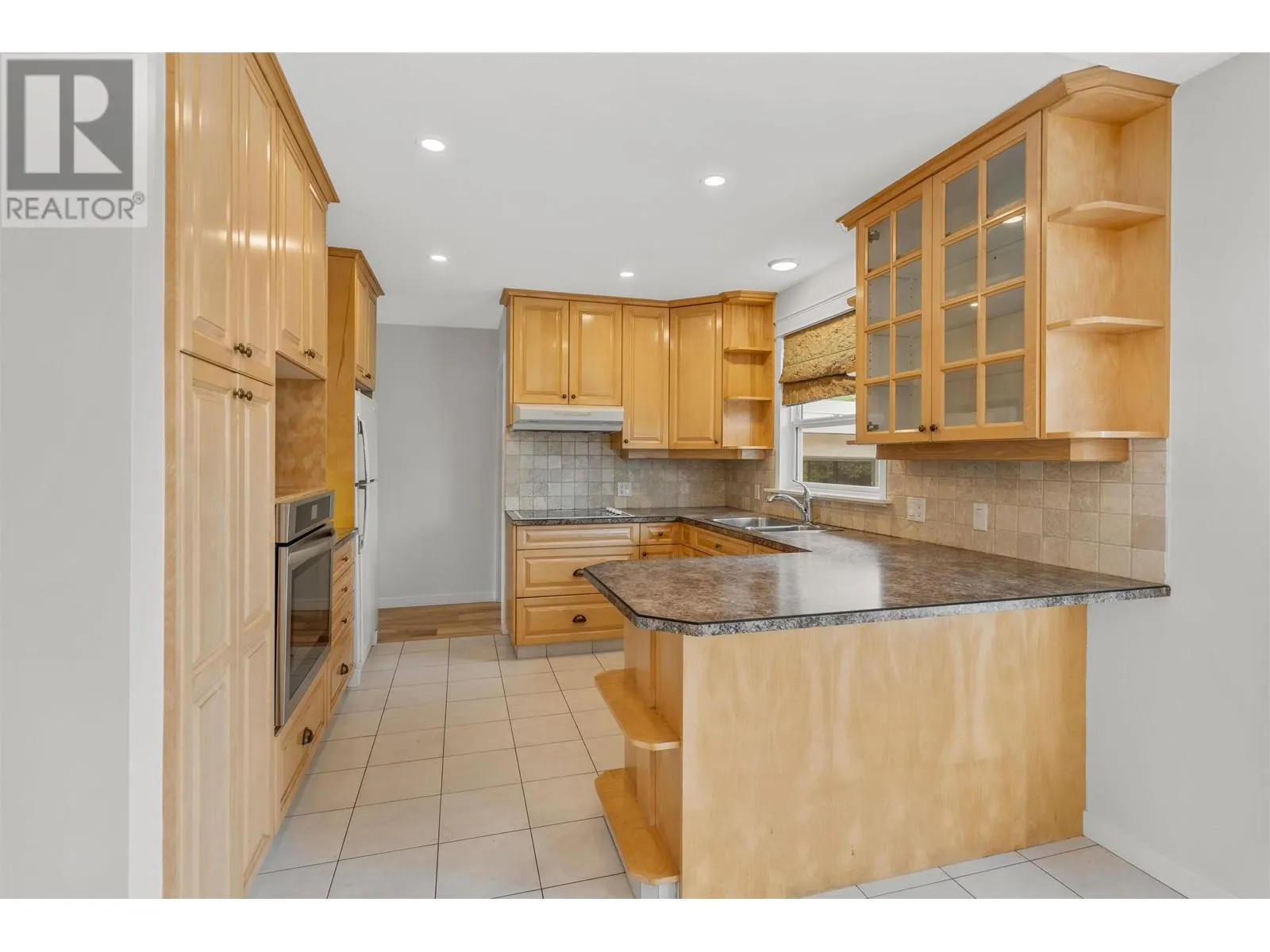 208 RILEY DRIVE