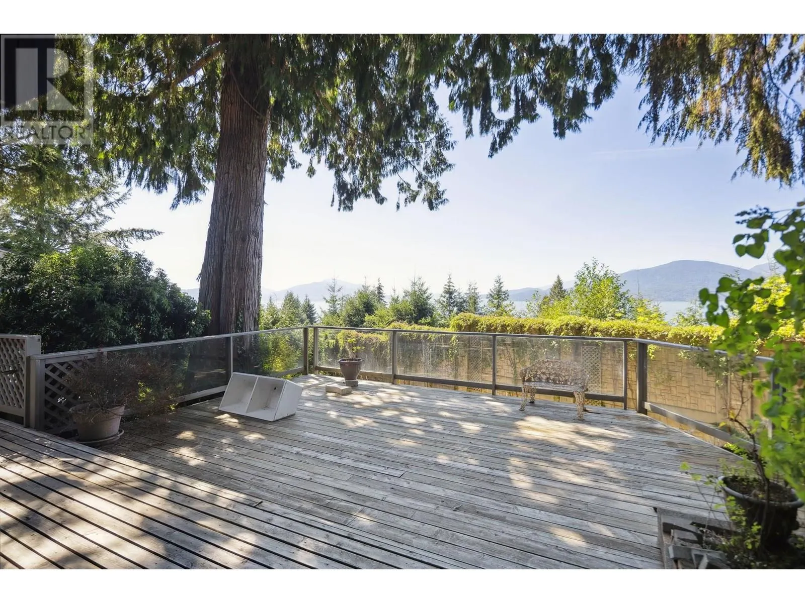 330 BAYVIEW ROAD