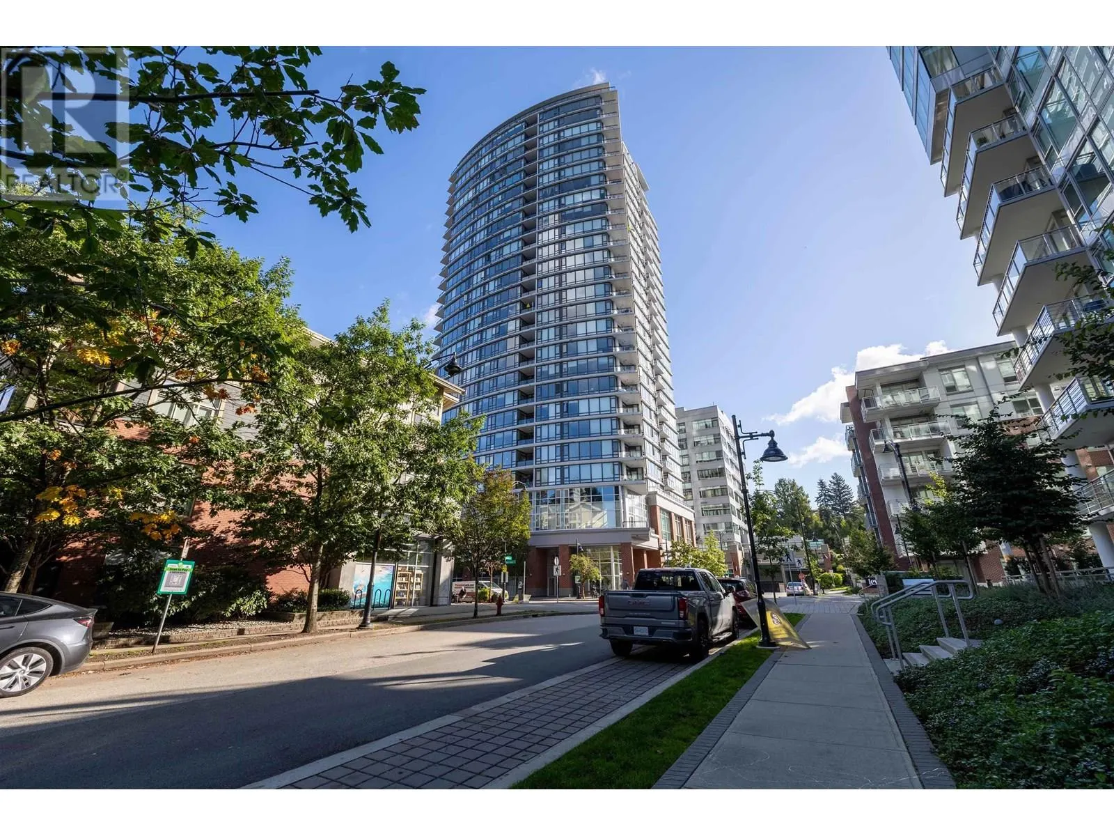 2602 400 CAPILANO ROAD