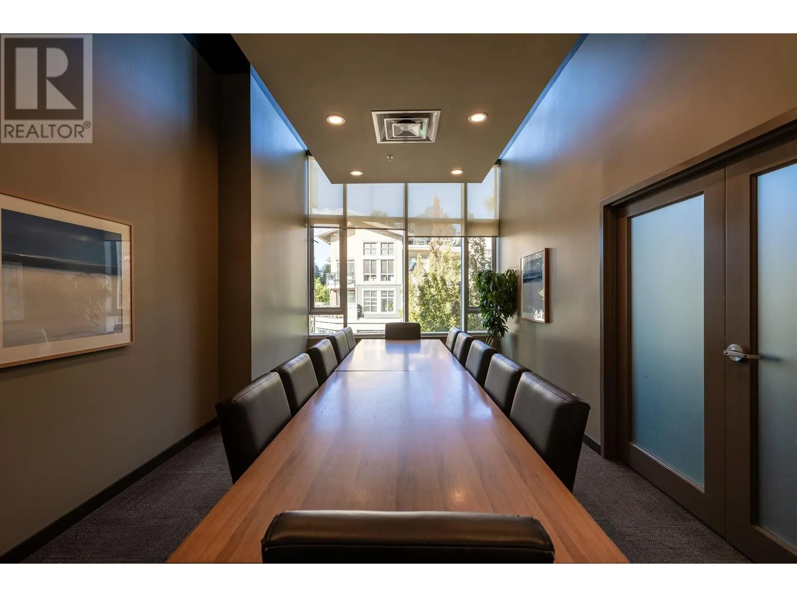 2602 400 CAPILANO ROAD