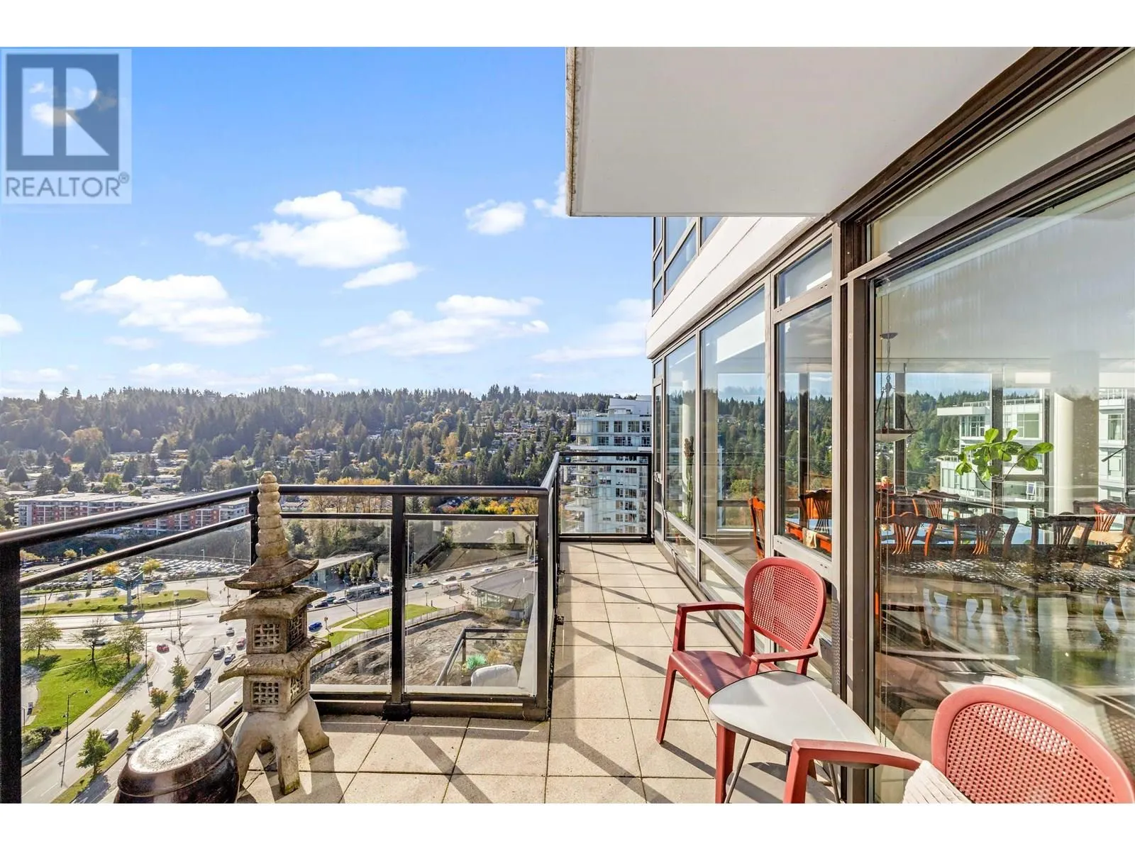 2602 400 CAPILANO ROAD