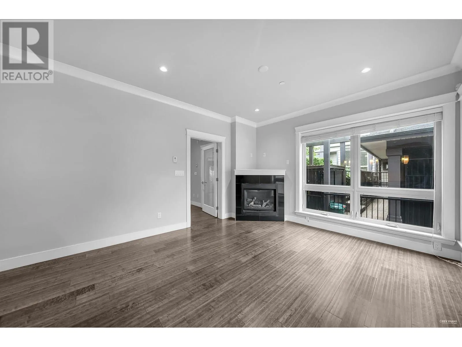 3 651 W 14TH STREET