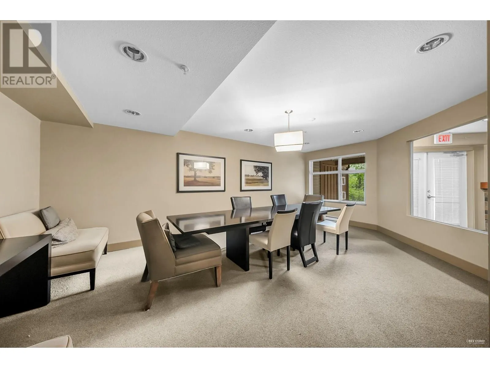 422 700 KLAHANIE DRIVE