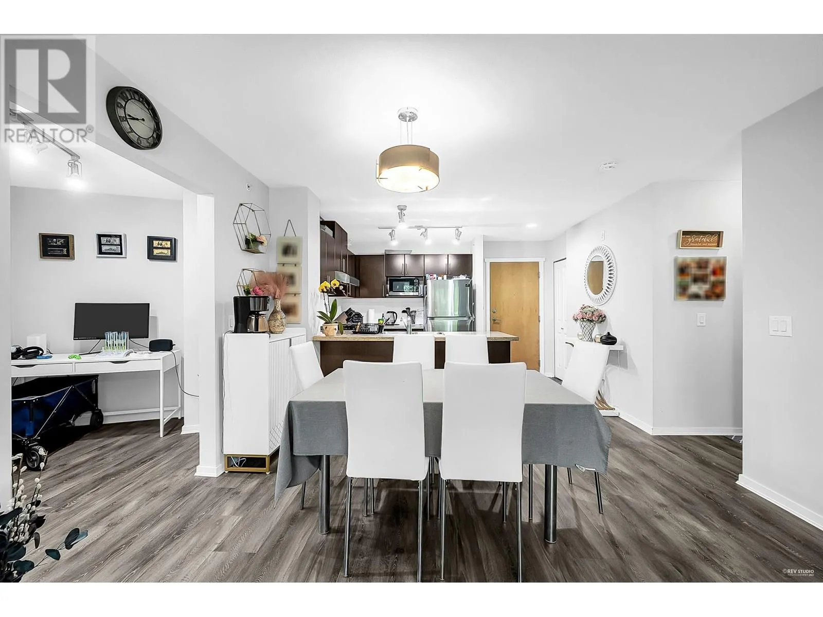 422 700 KLAHANIE DRIVE