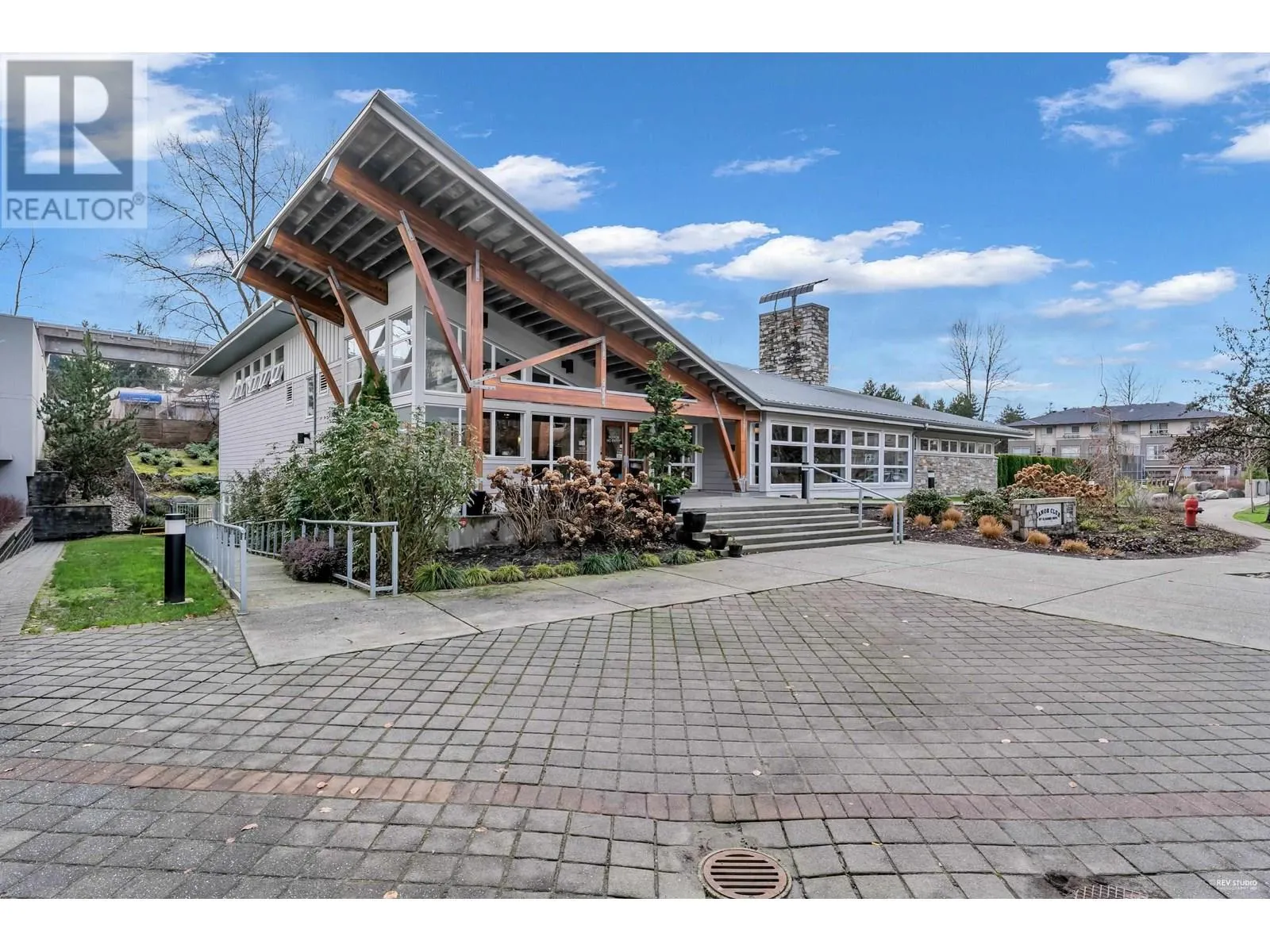 422 700 KLAHANIE DRIVE