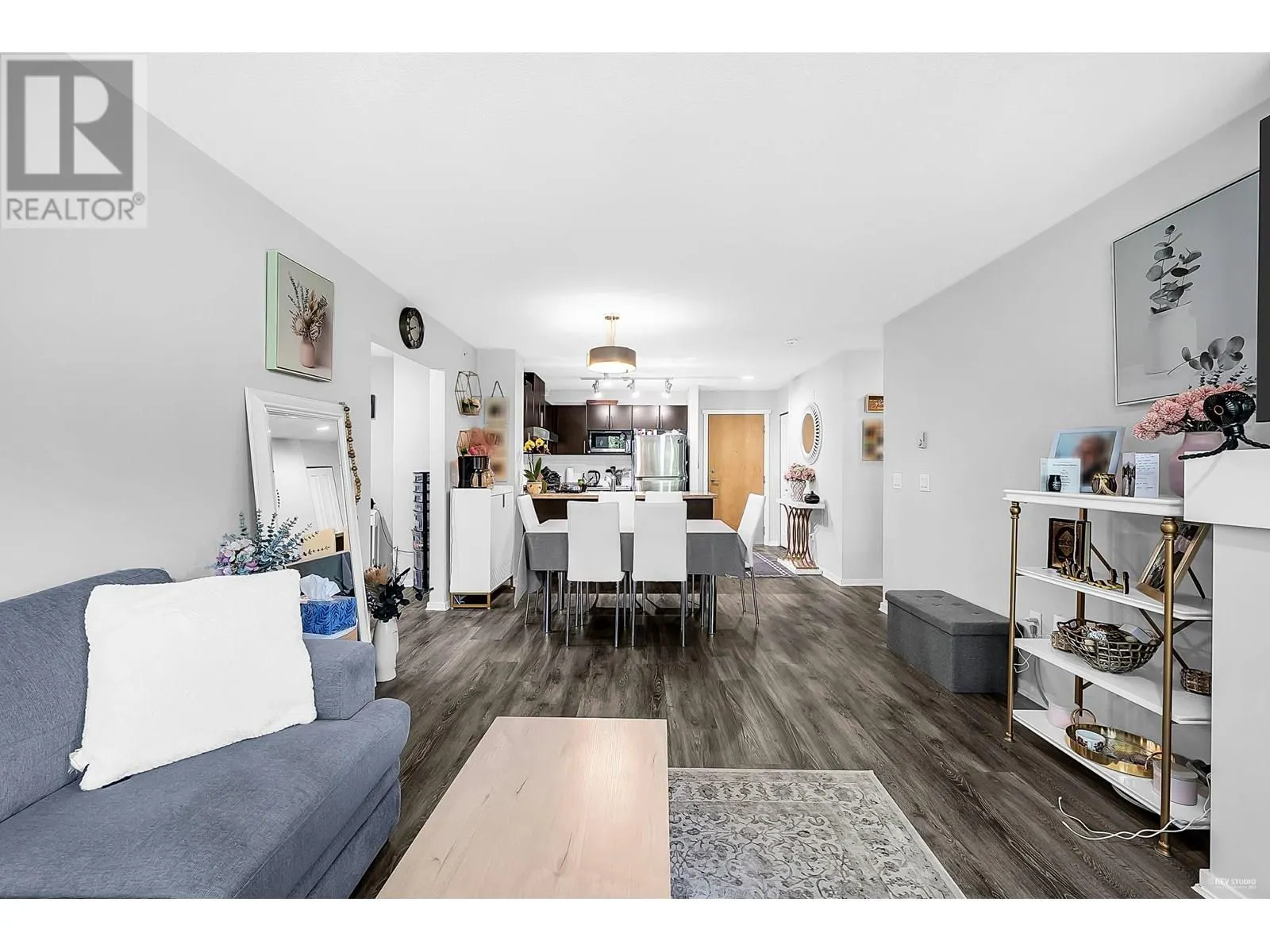 422 700 KLAHANIE DRIVE