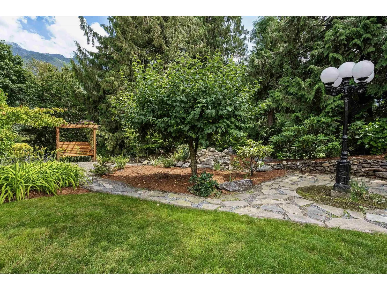 16 10200 GRAY ROAD|Popkum