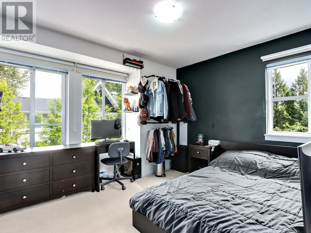 95 2418 AVON PLACE
