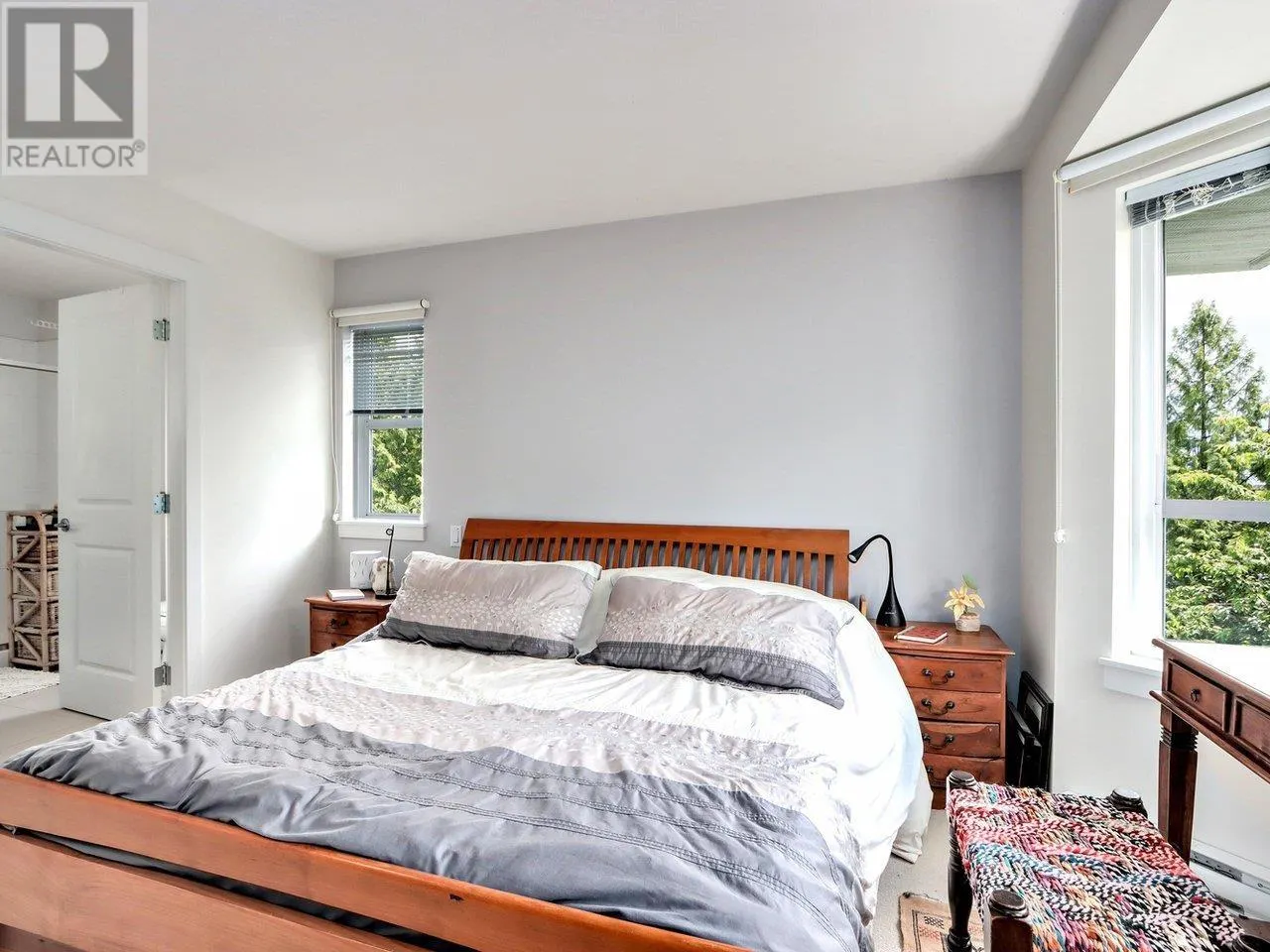 95 2418 AVON PLACE
