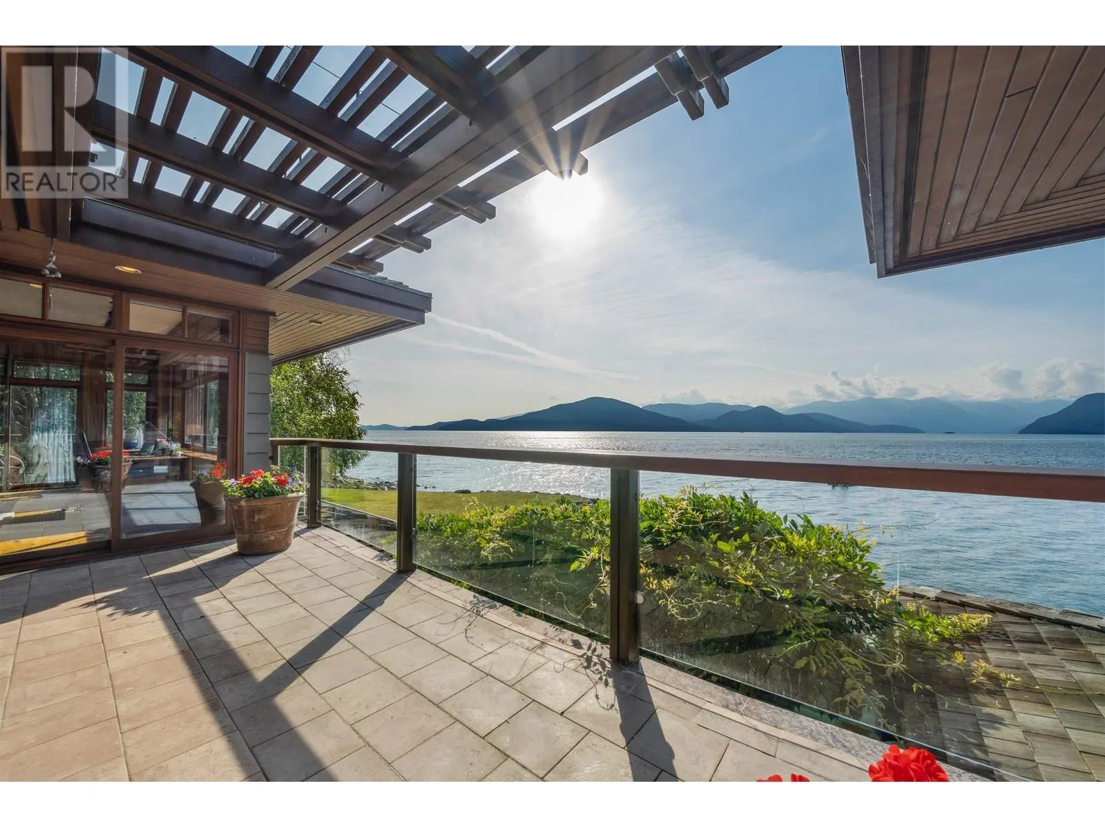 270 LIONS BAY AVENUE