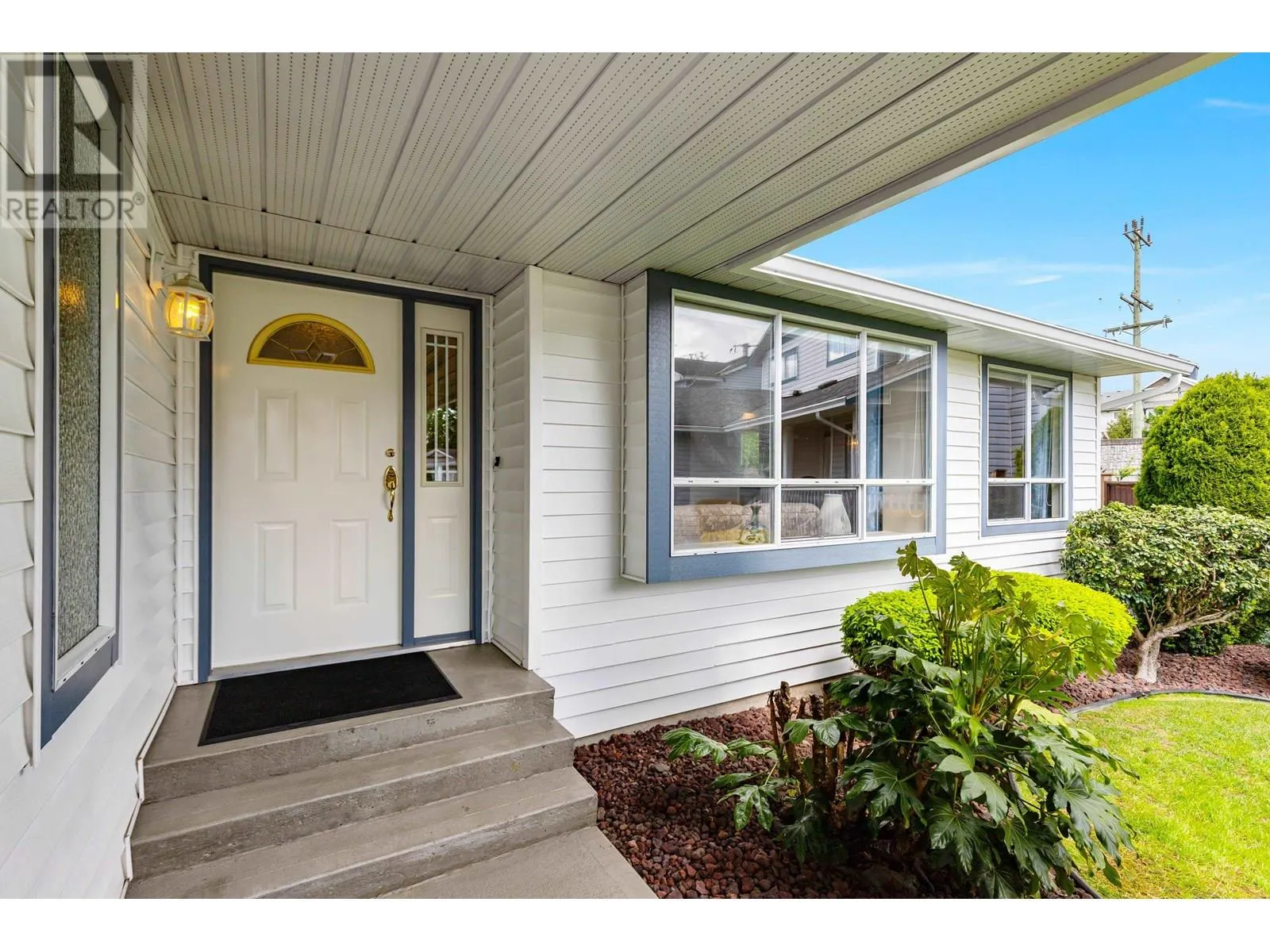 12235 CYPRESS COURT