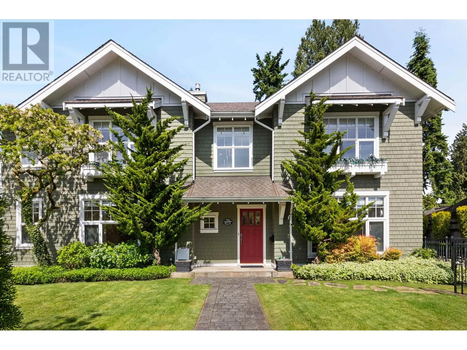 4379 ROSS CRESCENT