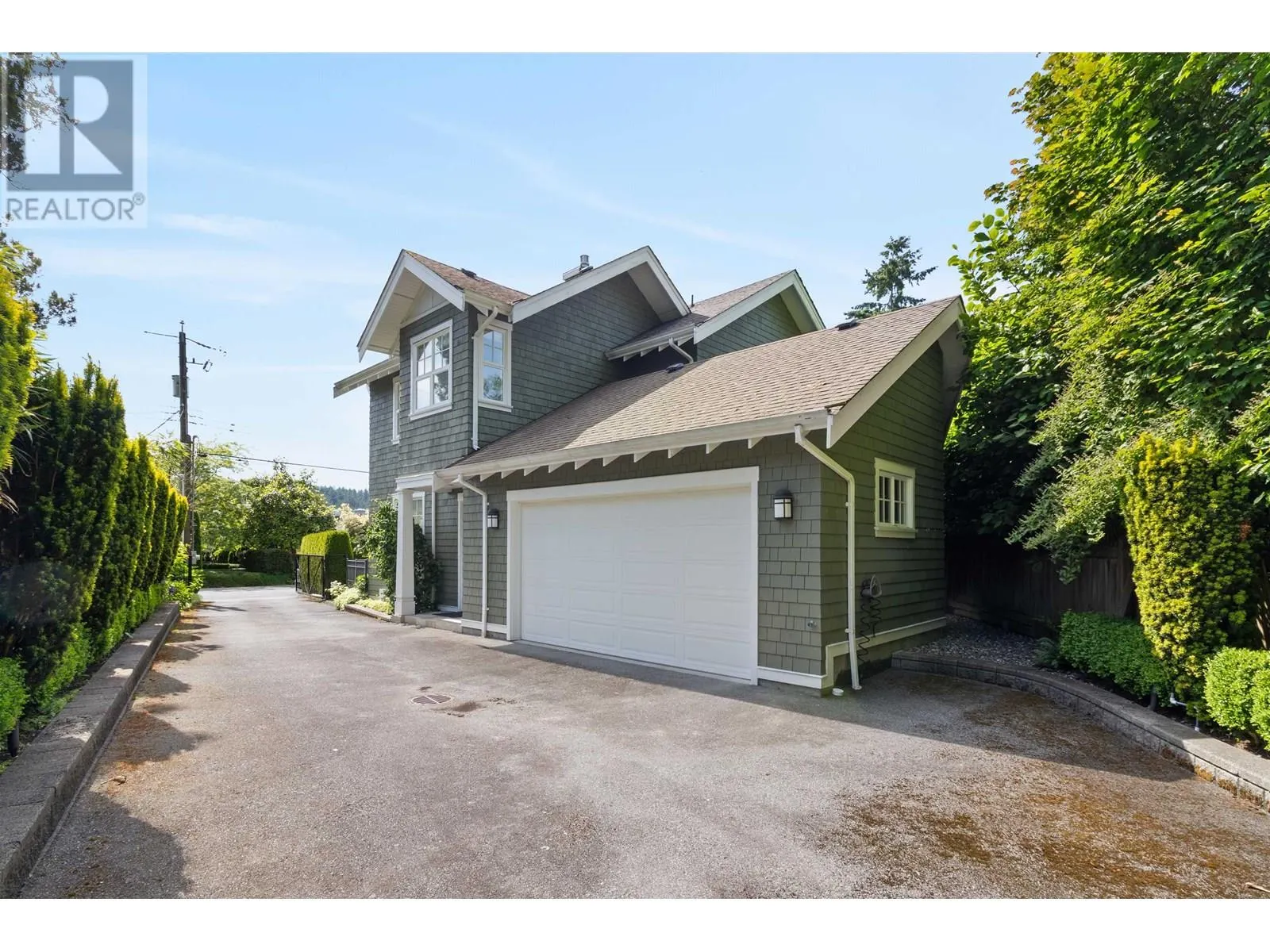 4379 ROSS CRESCENT