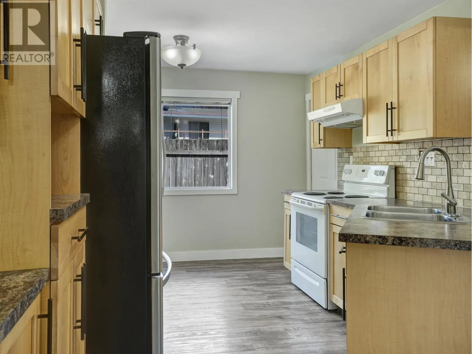 3696 CEDAR DRIVE