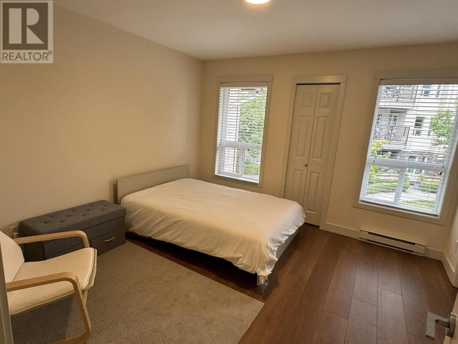17 1204 MAIN STREET