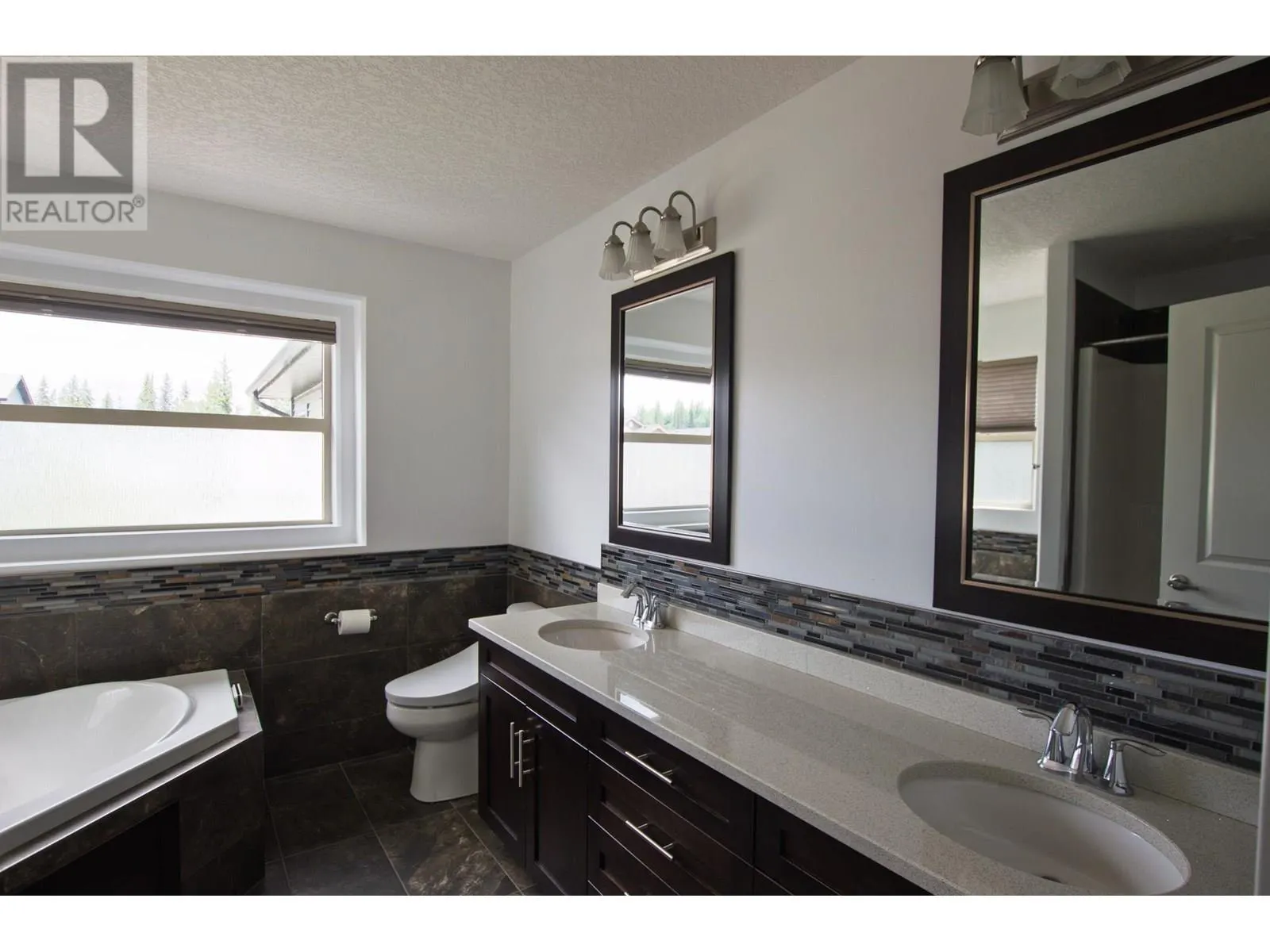 8089 STILLWATER CRESCENT