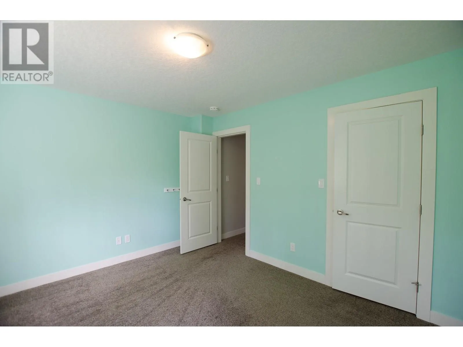 8089 STILLWATER CRESCENT