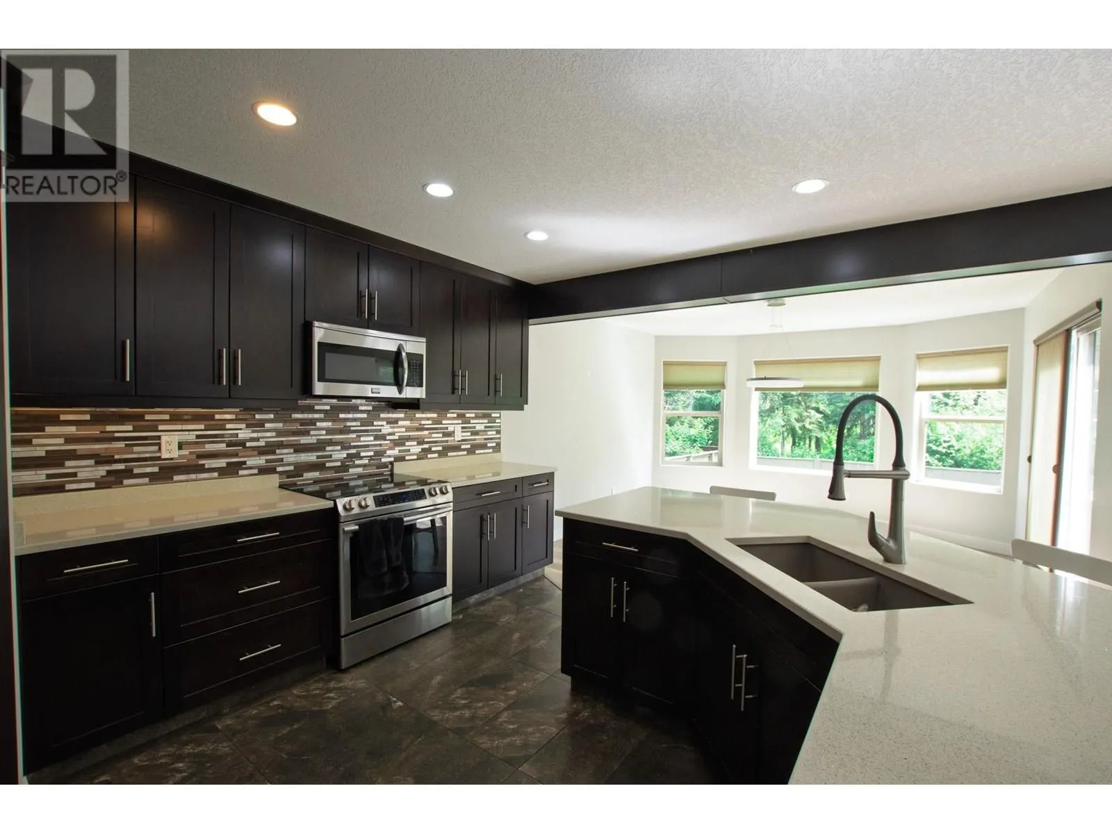 8089 STILLWATER CRESCENT