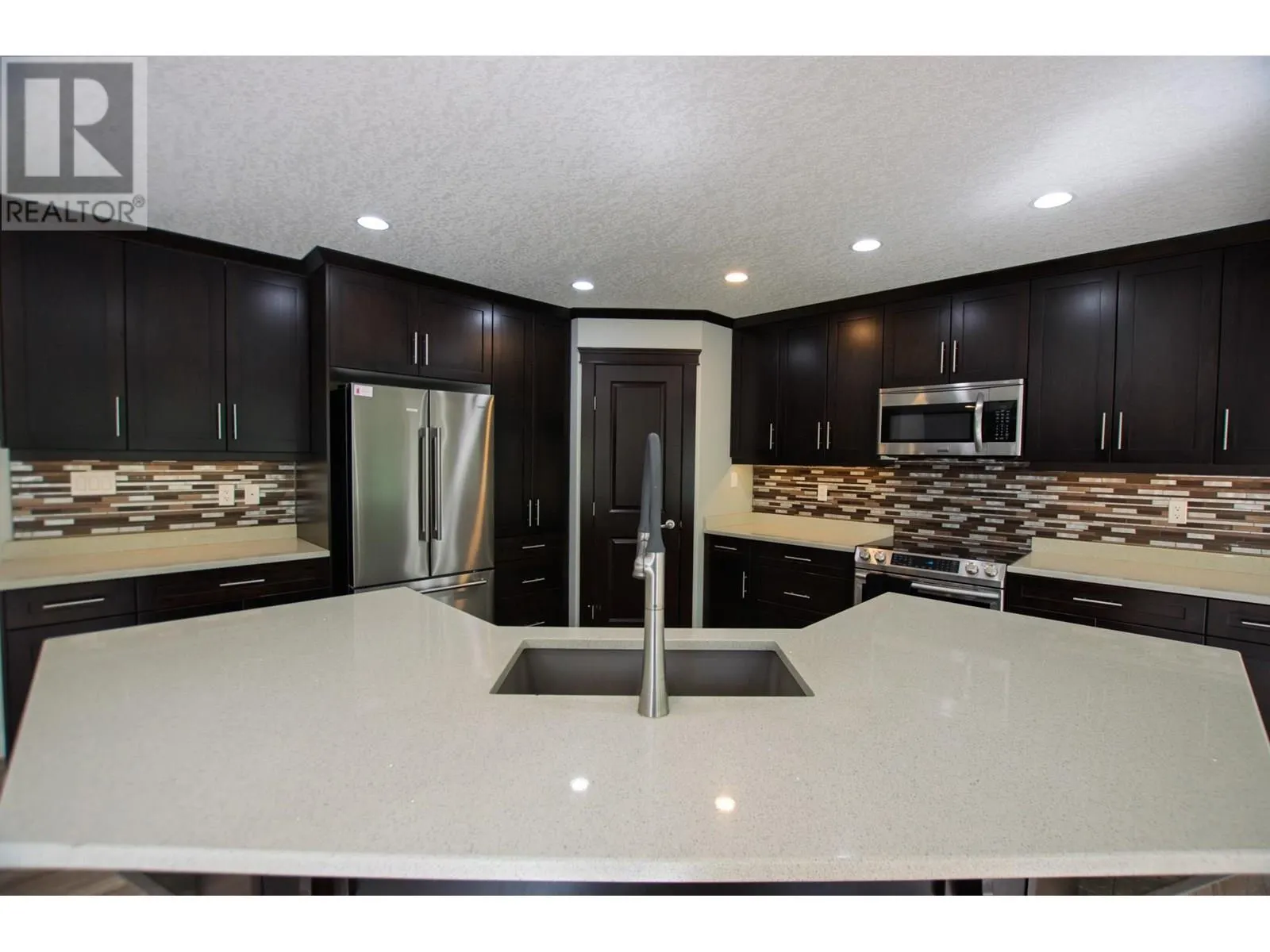 8089 STILLWATER CRESCENT