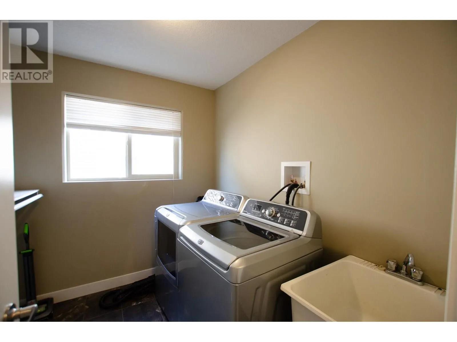8089 STILLWATER CRESCENT