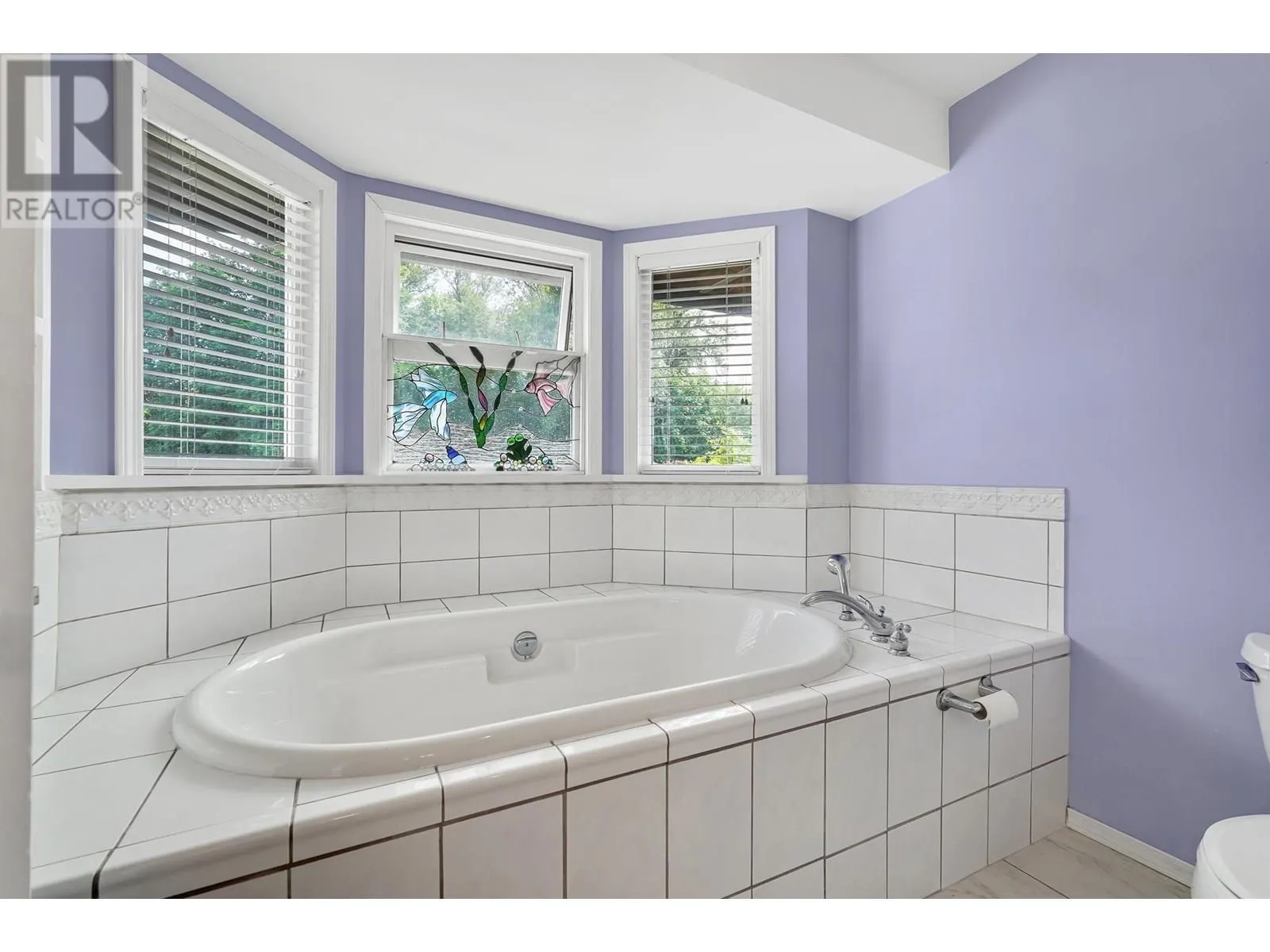 496 GLENBROOK DRIVE