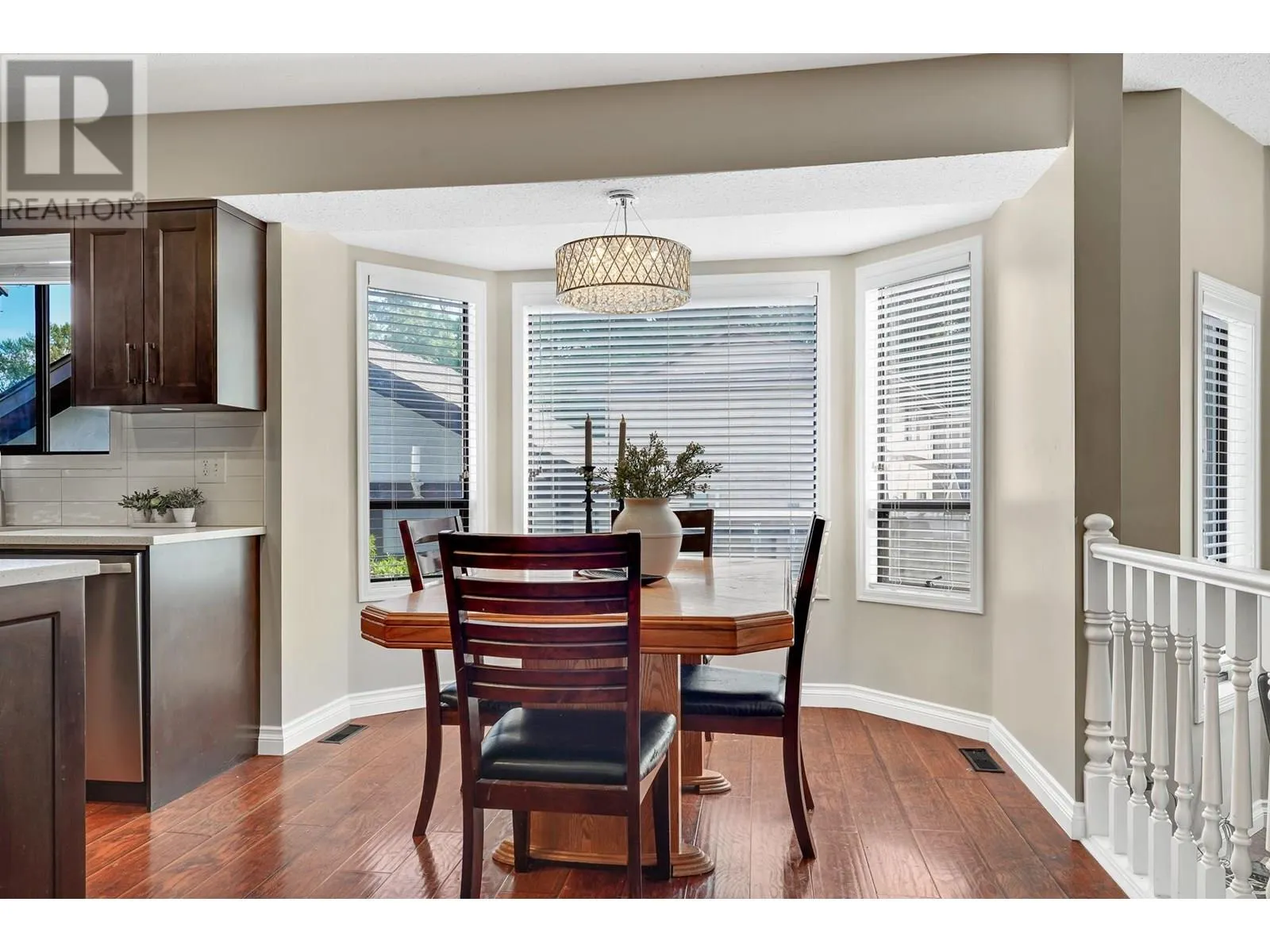 496 GLENBROOK DRIVE