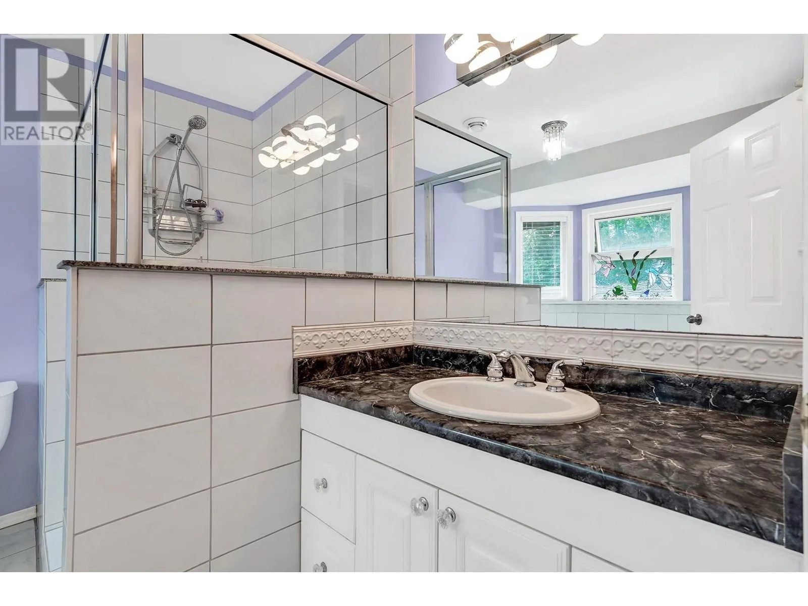 496 GLENBROOK DRIVE