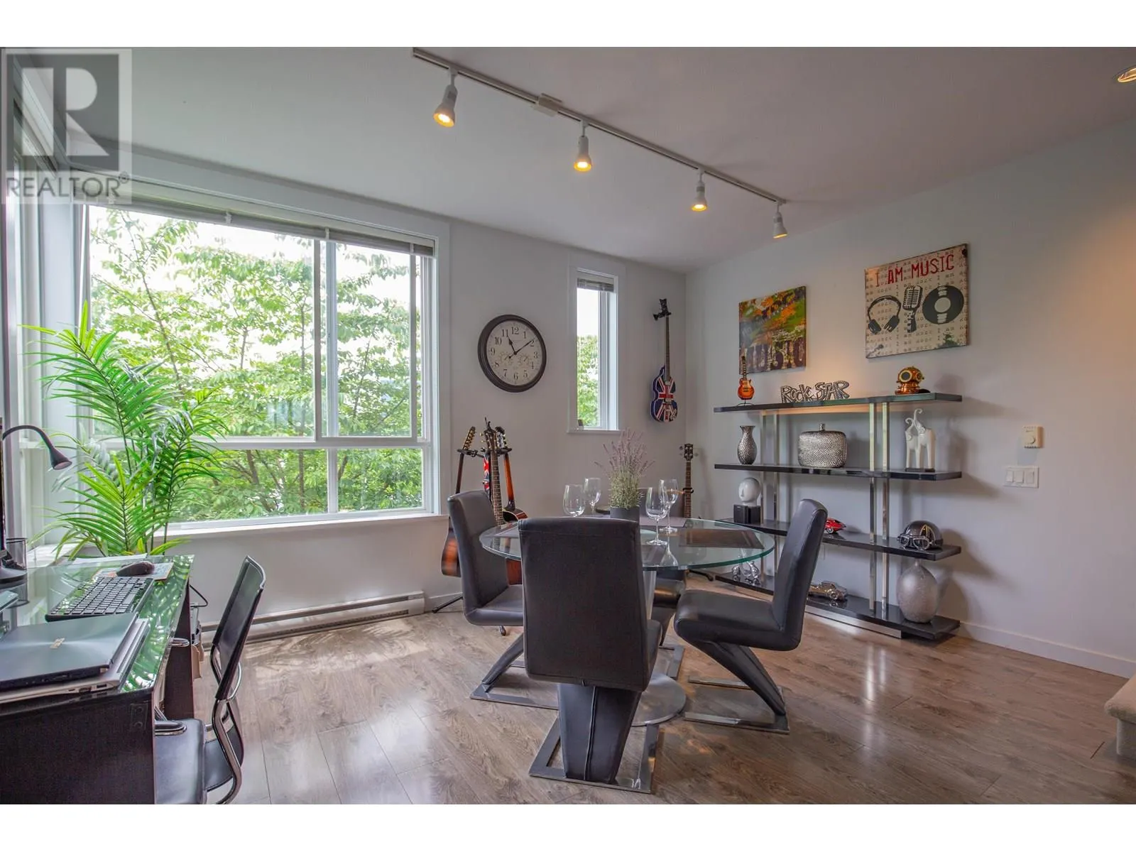 75 2310 RANGER LANE