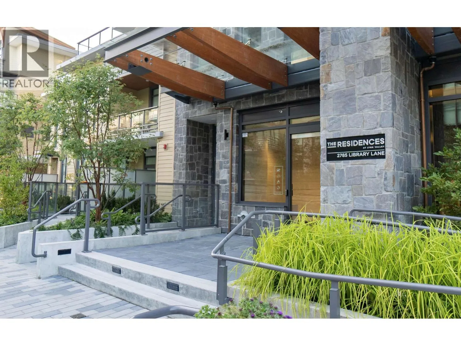 907 2785 LIBRARY LANE