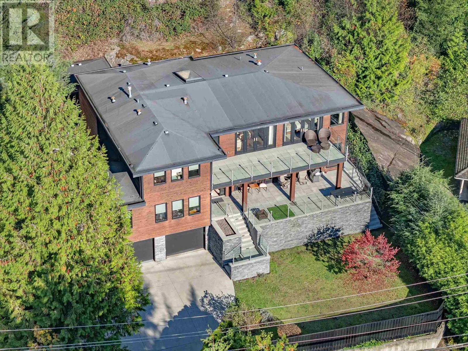 4742 CAULFEILD DRIVE