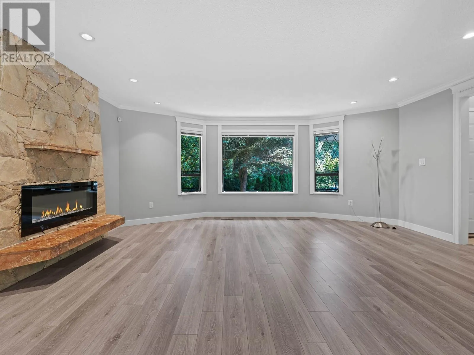 755 WESTCOT ROAD