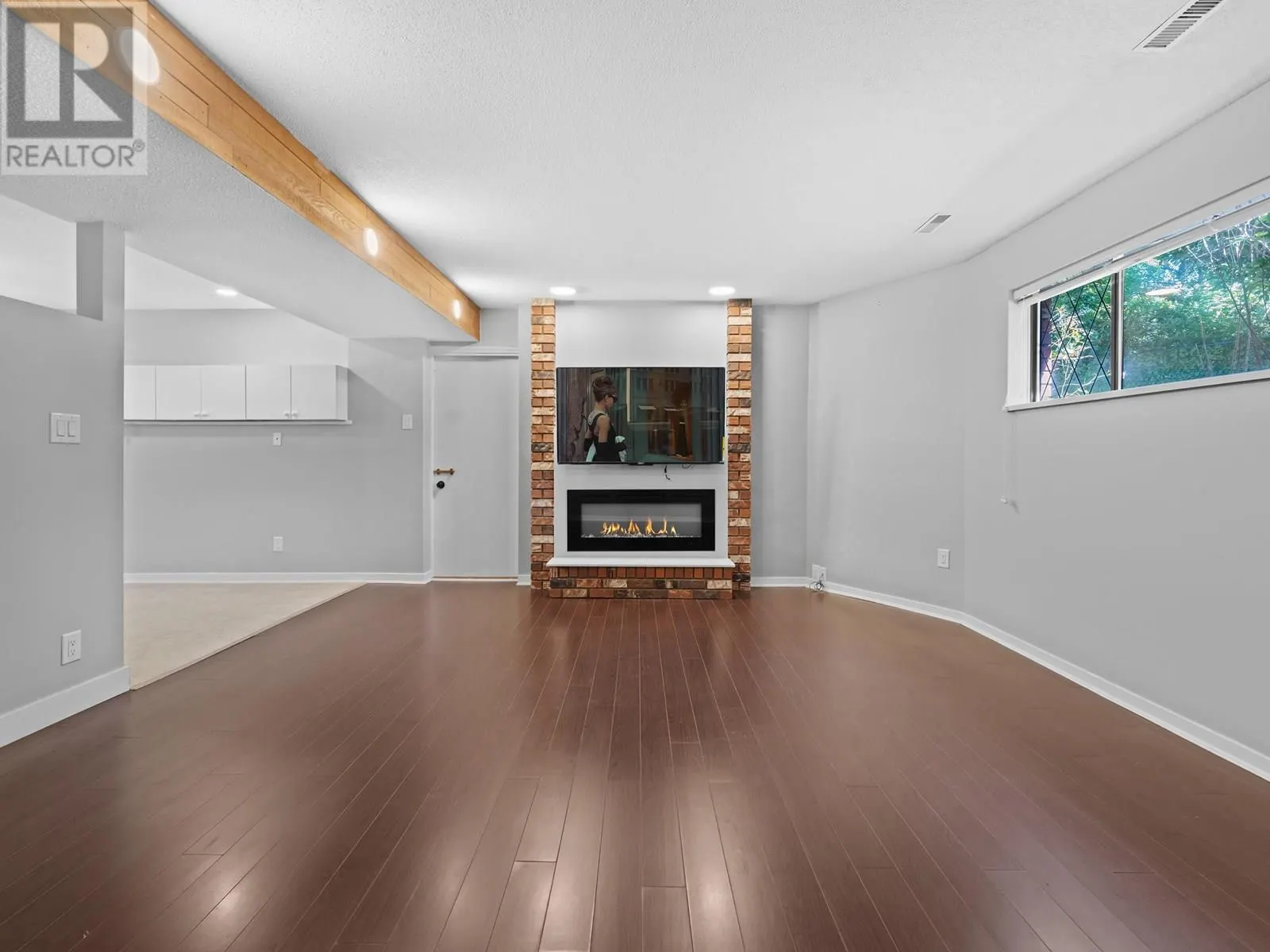 755 WESTCOT ROAD