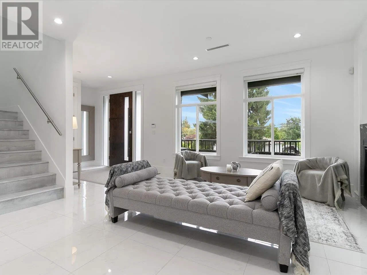 1462 PITT RIVER ROAD