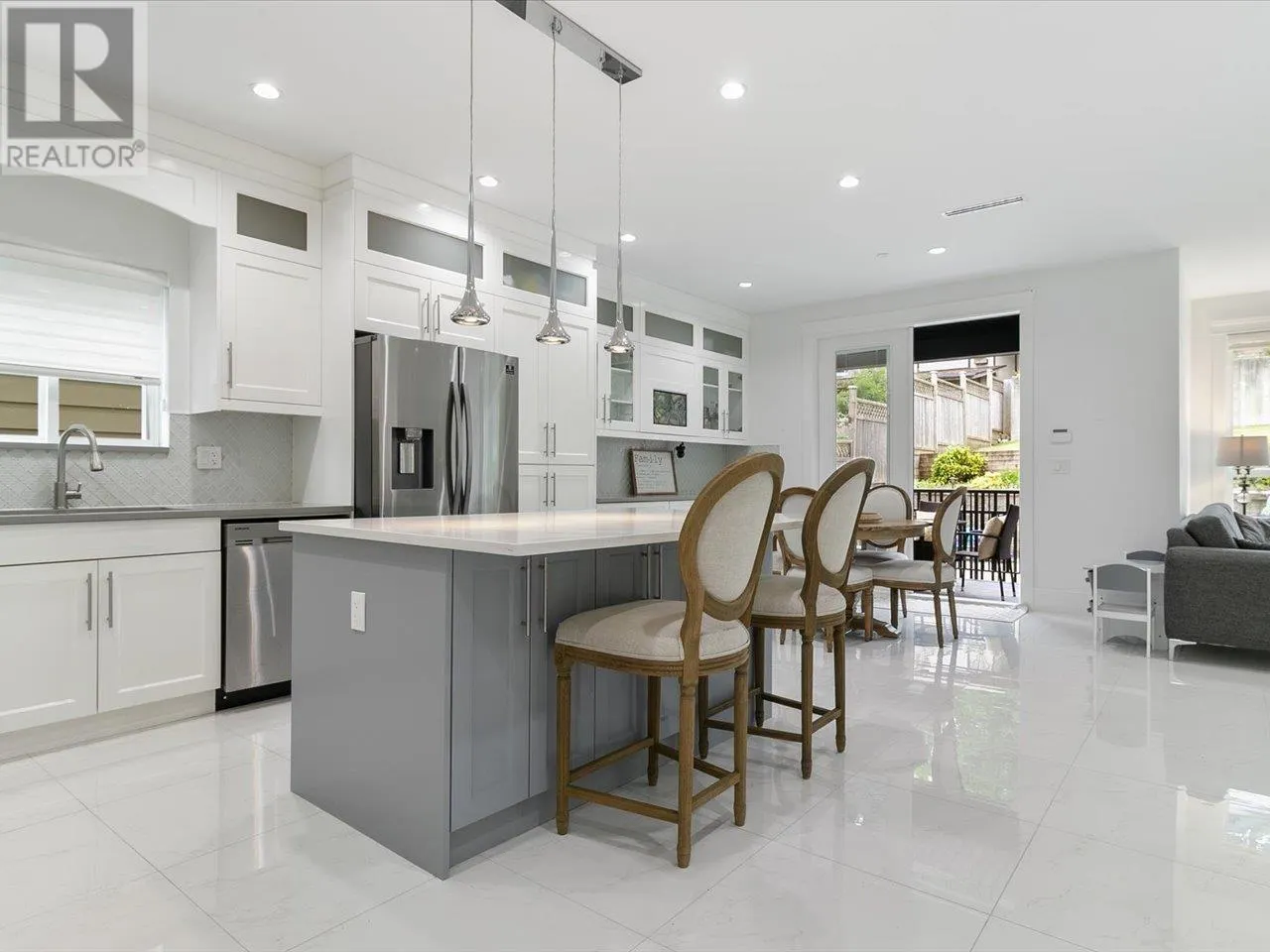 1462 PITT RIVER ROAD