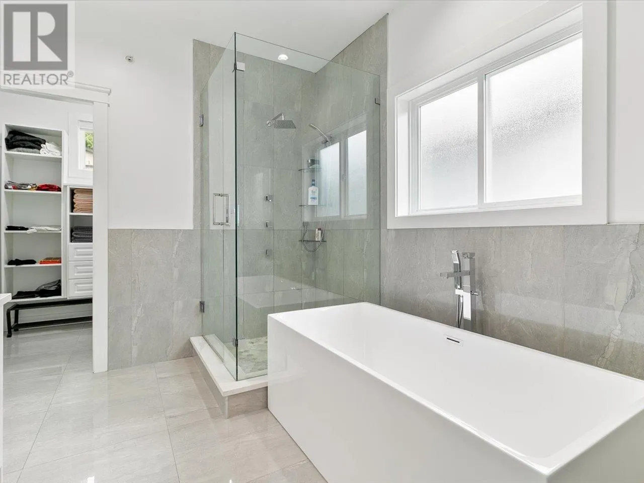 1462 PITT RIVER ROAD