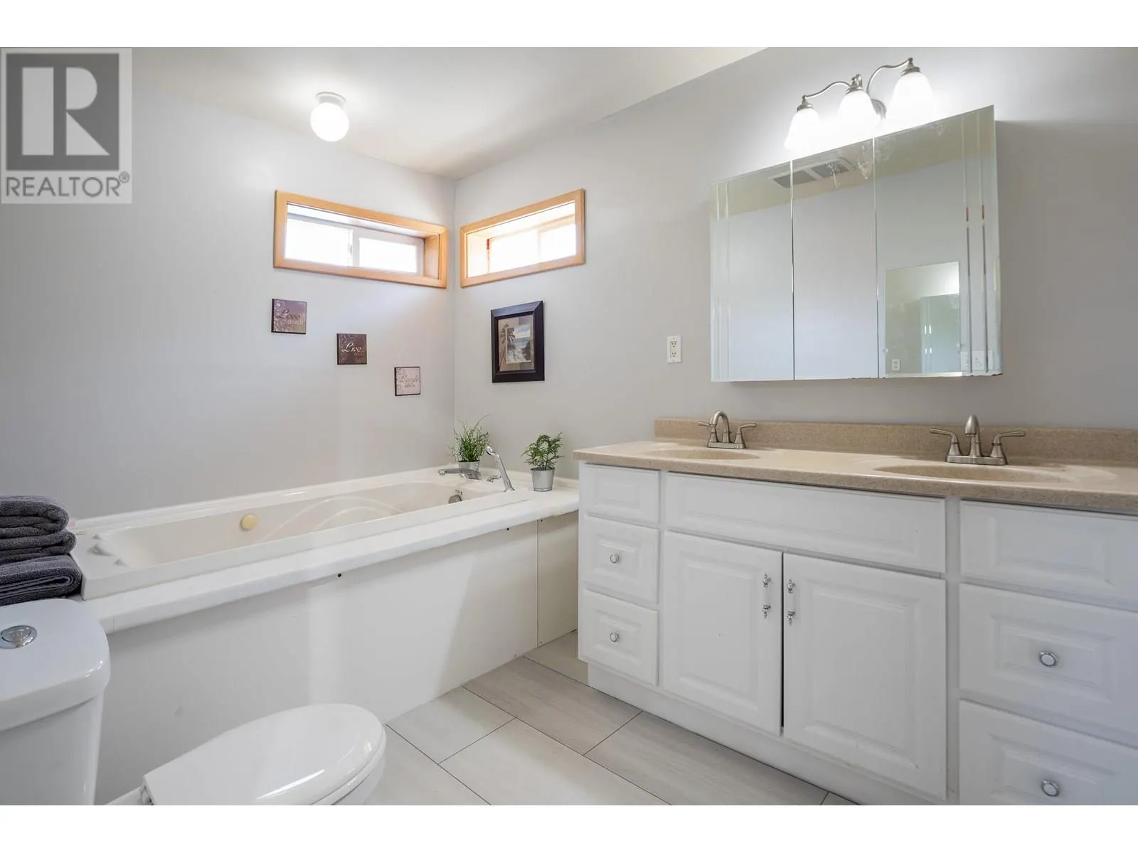 23 BRACKEN PARKWAY