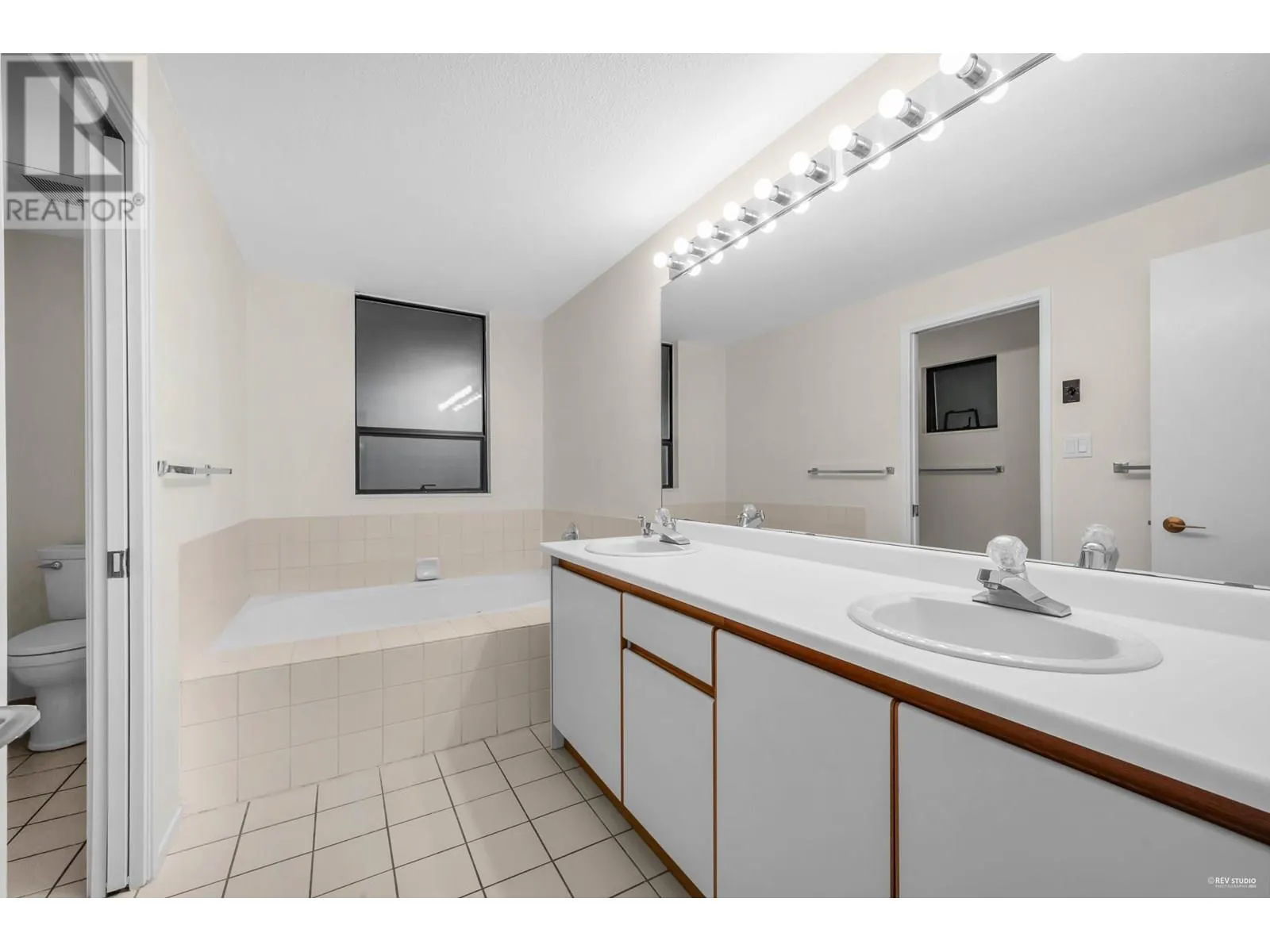 5317 MONTIVERDI PLACE