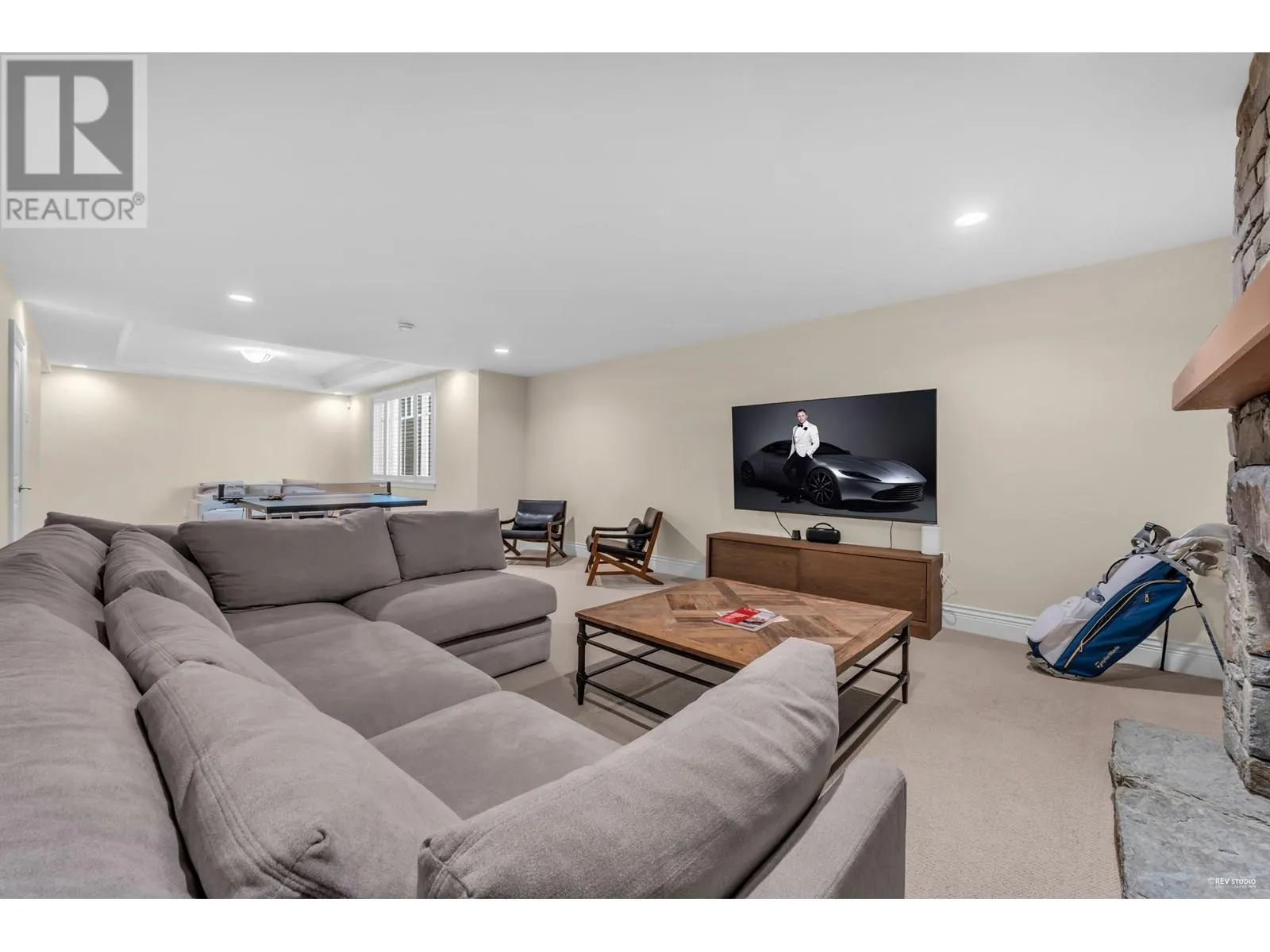 4513 CAULFEILD LANE