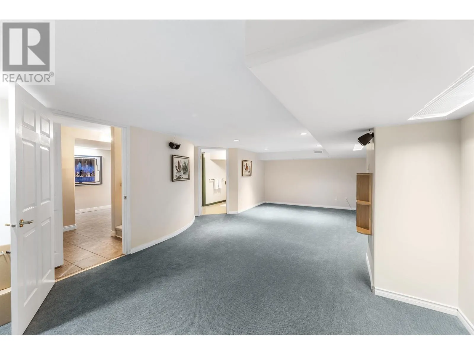 15 788 CITADEL DRIVE