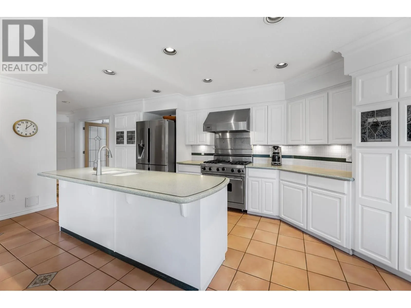 15 788 CITADEL DRIVE