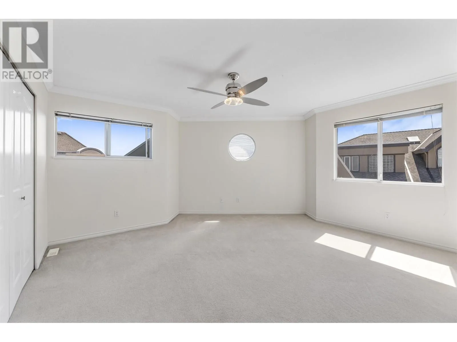 15 788 CITADEL DRIVE